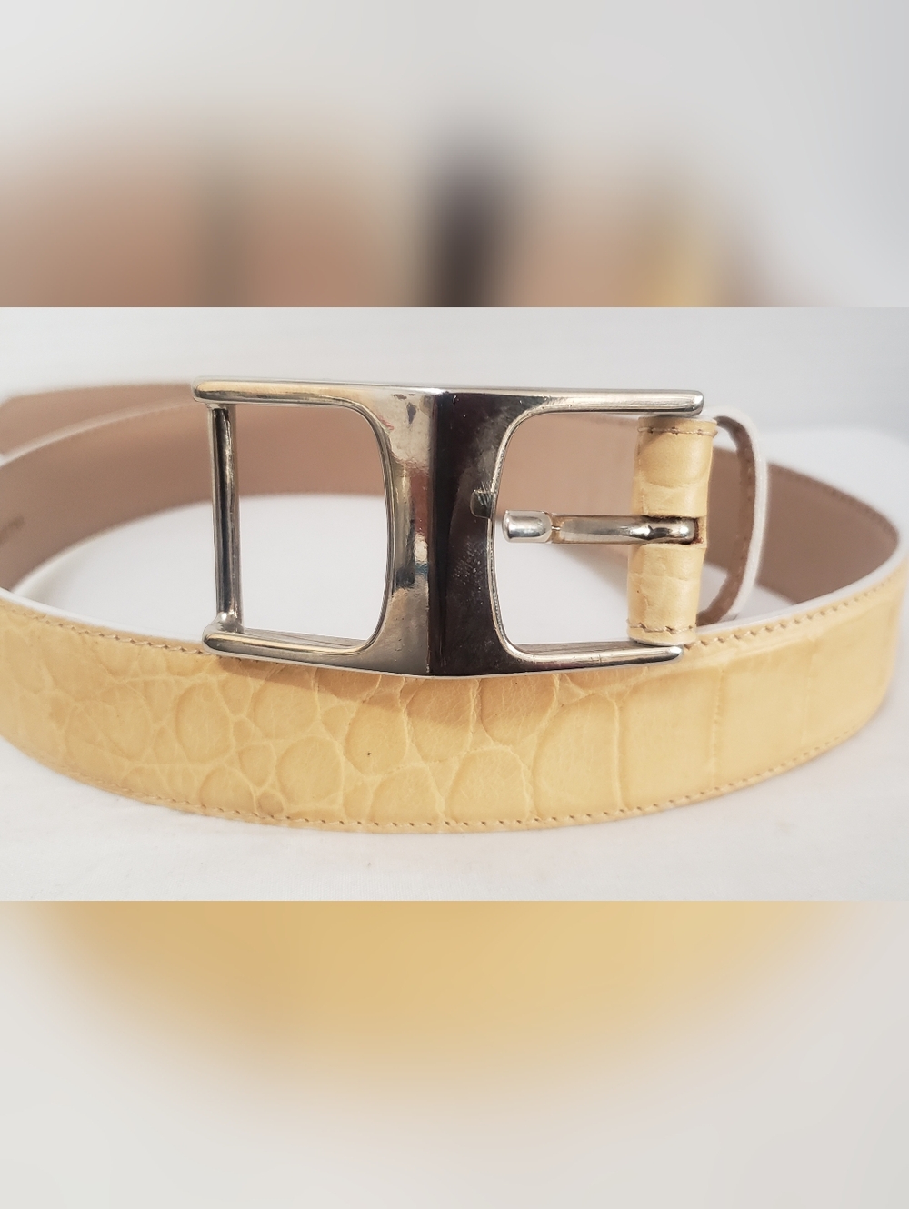 Doncaster Women’s Belt Tan Beige Leather Made In Italy Size M Aligator Print